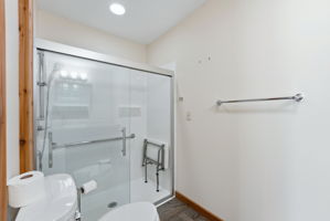  Photo 32