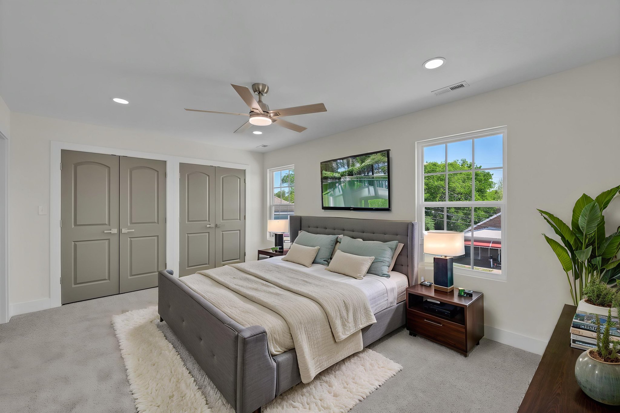 DSC_5411 virtually staged.jpeg