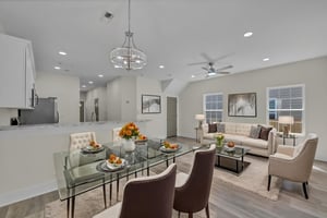 DSC_5380 virtually staged.jpeg