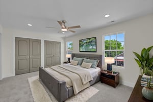 DSC_5411 virtually staged.jpeg