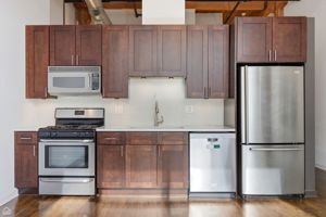 215 N Aberdeen St 607B_CHP2025_009