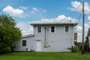  Photo 48