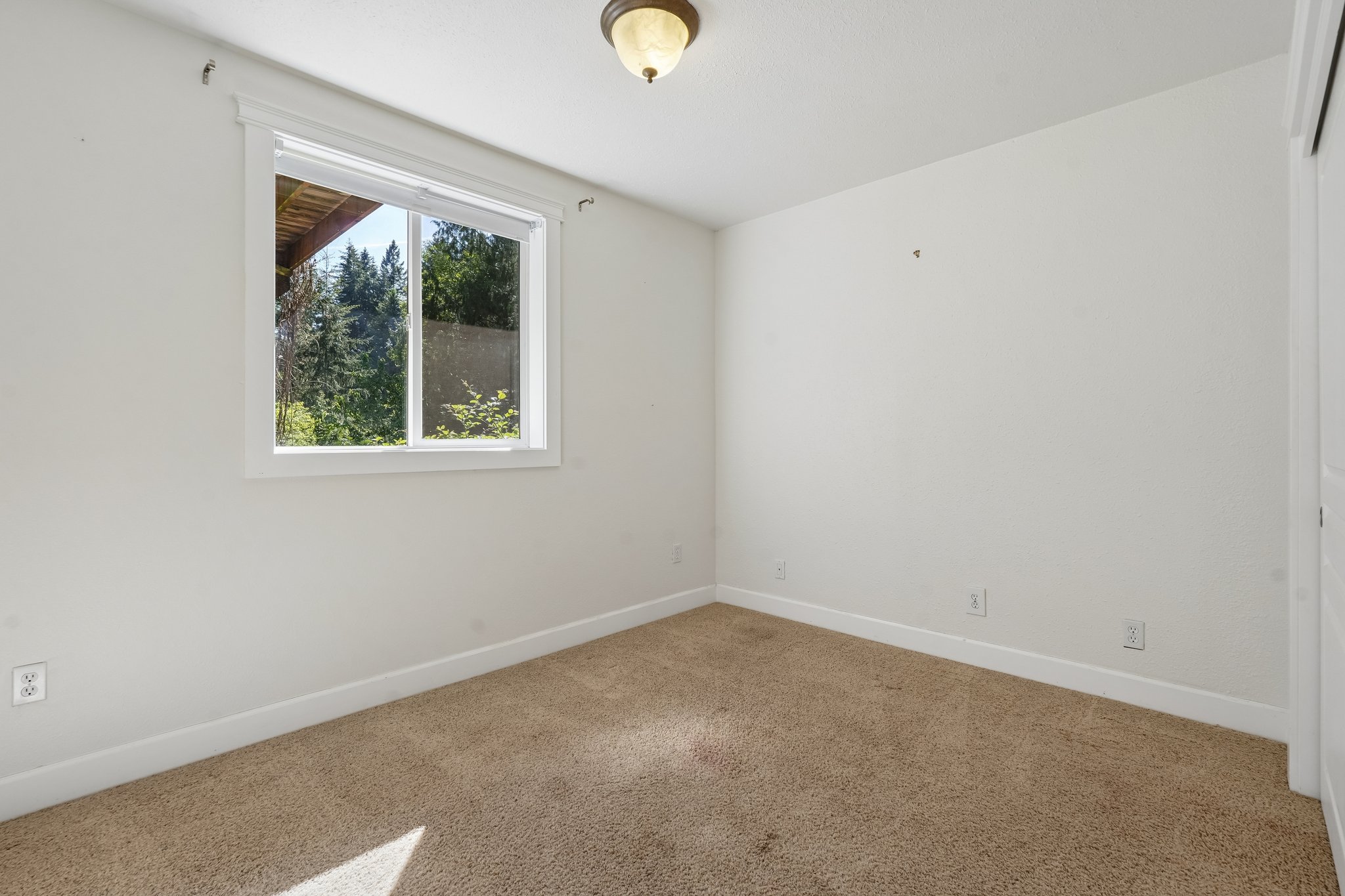 NE 386th St-S1205-033.jpg