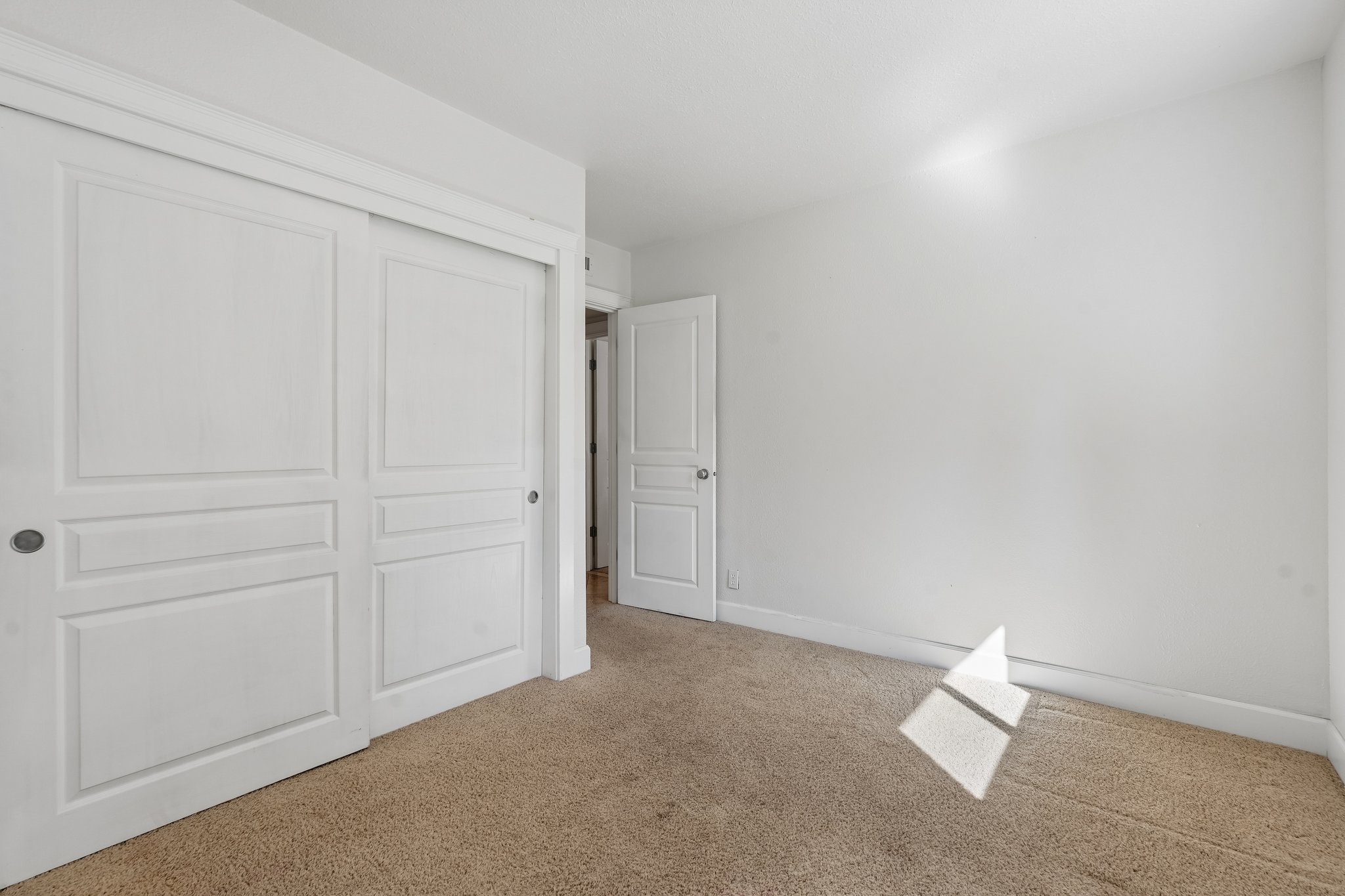 NE 386th St-S1205-034.jpg