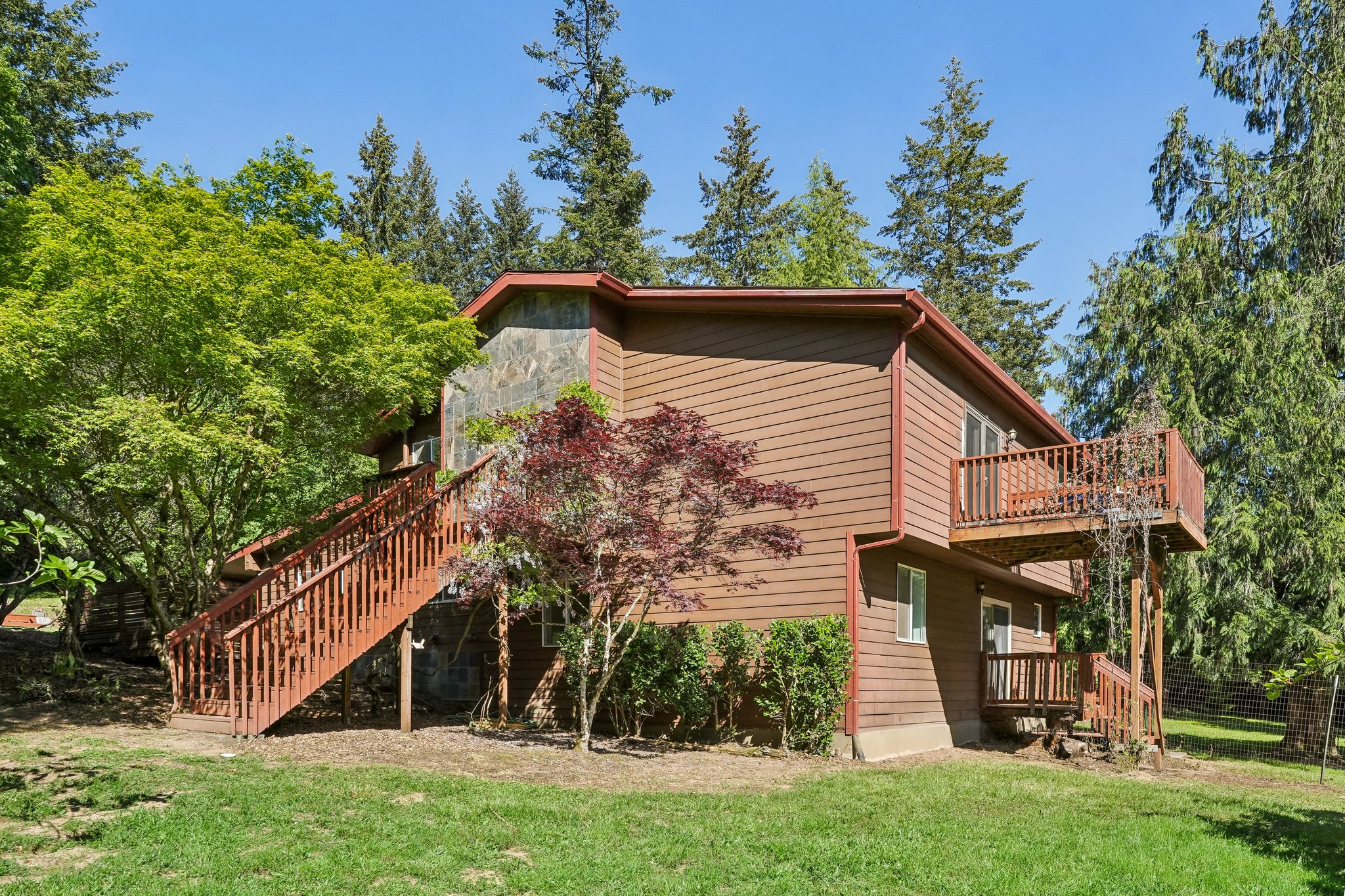 NE 386th St-S1205-047.jpg