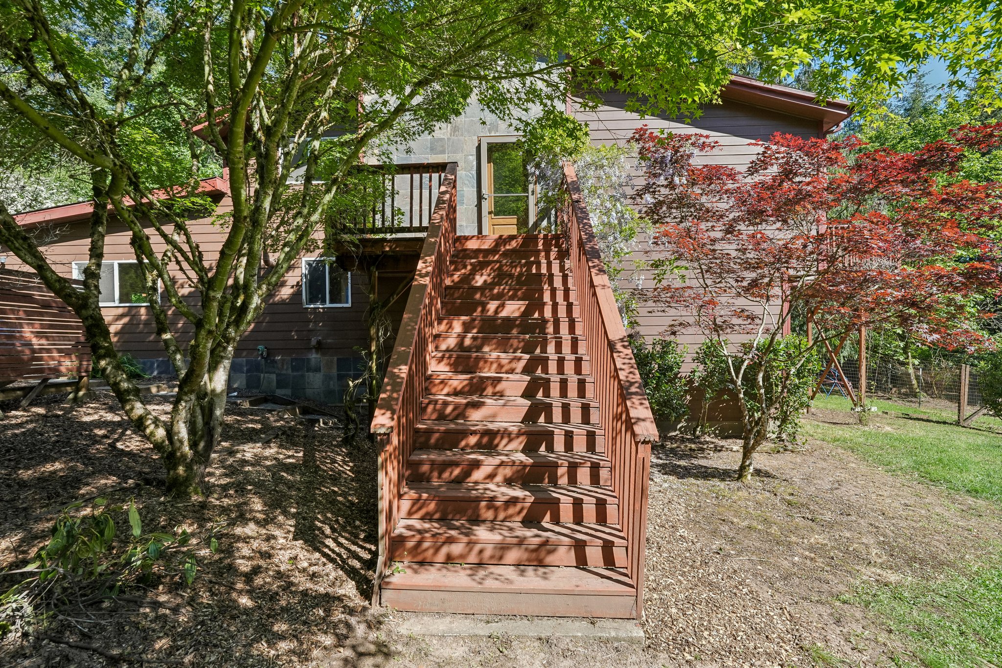 NE 386th St-S1205-048.jpg