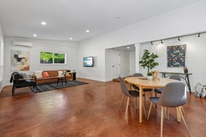 NE 386th St-S1205-016.jpg
