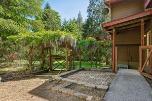 NE 386th St-S1205-054.jpg