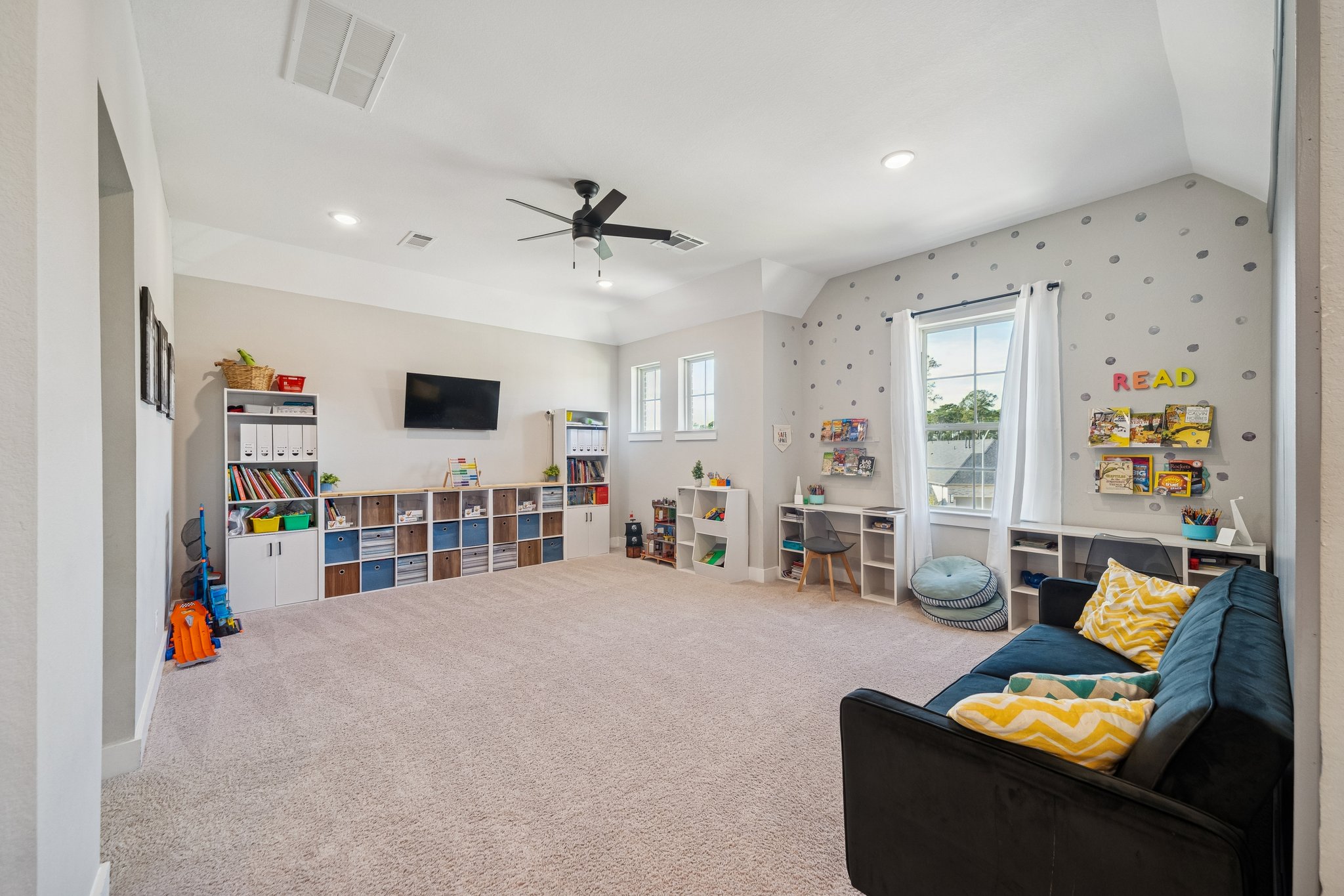 215 Nirnroot Ct, Montgomery, TX 77316-024.jpg