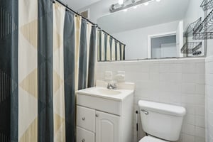 Piedmont Ave NE 1803-S2709-014.jpg