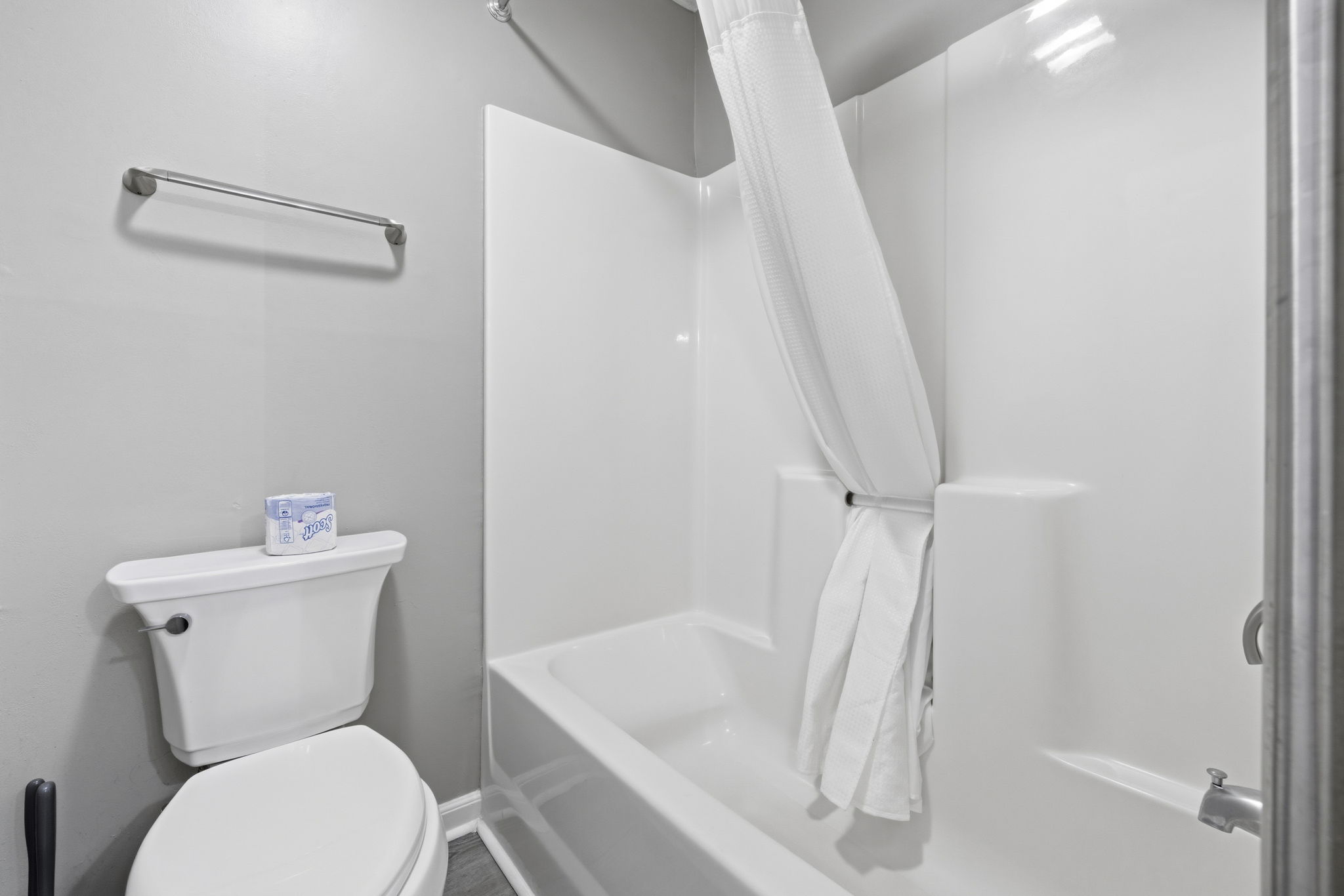  Photo 23