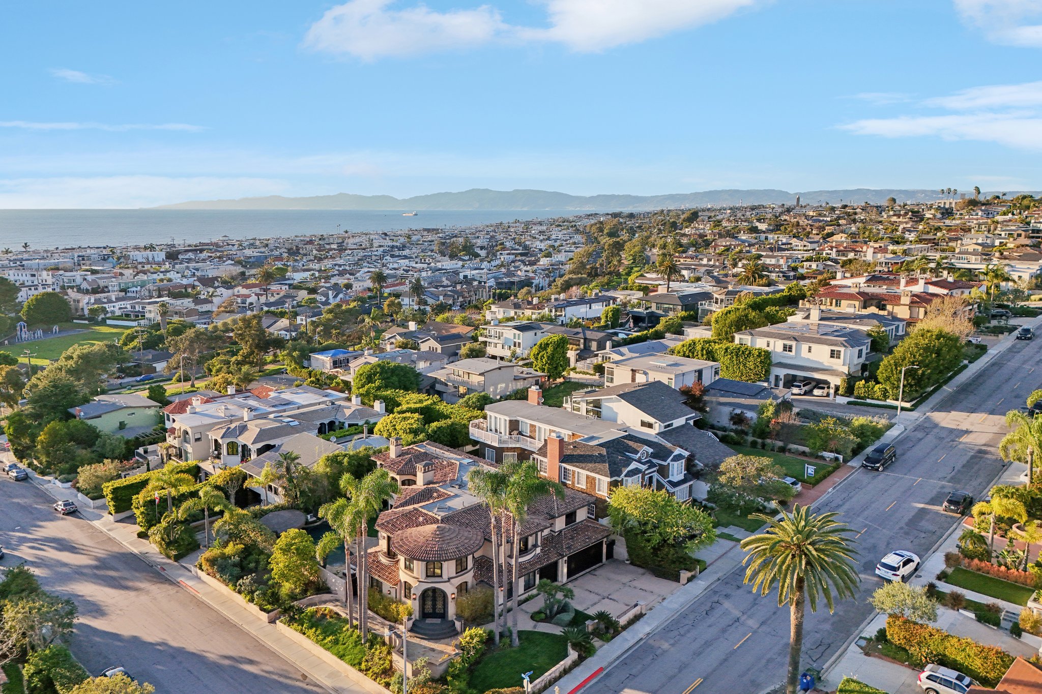 S Poinsettia Ave-S2102-013.jpg