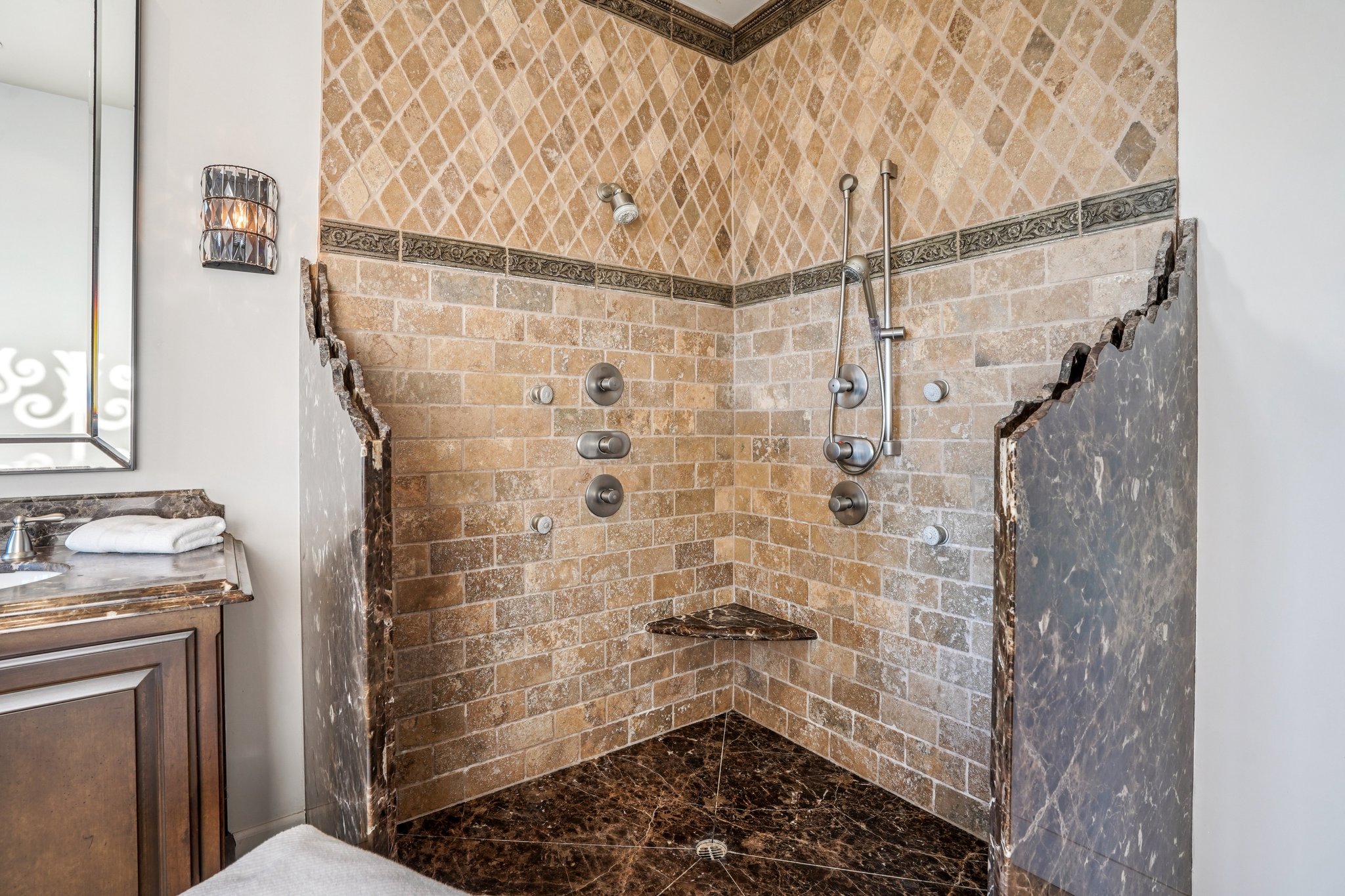 S Poinsettia Ave-S2402-008.jpg