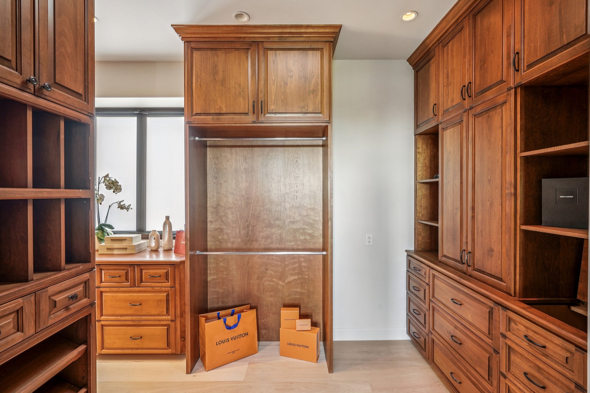 S Poinsettia Ave-S2402-011.jpg