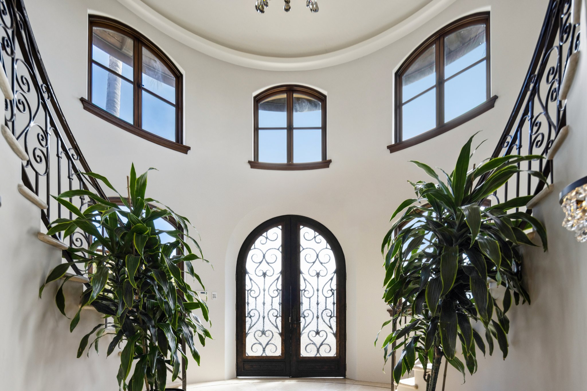 S Poinsettia Ave-S2402-003 (2).jpg