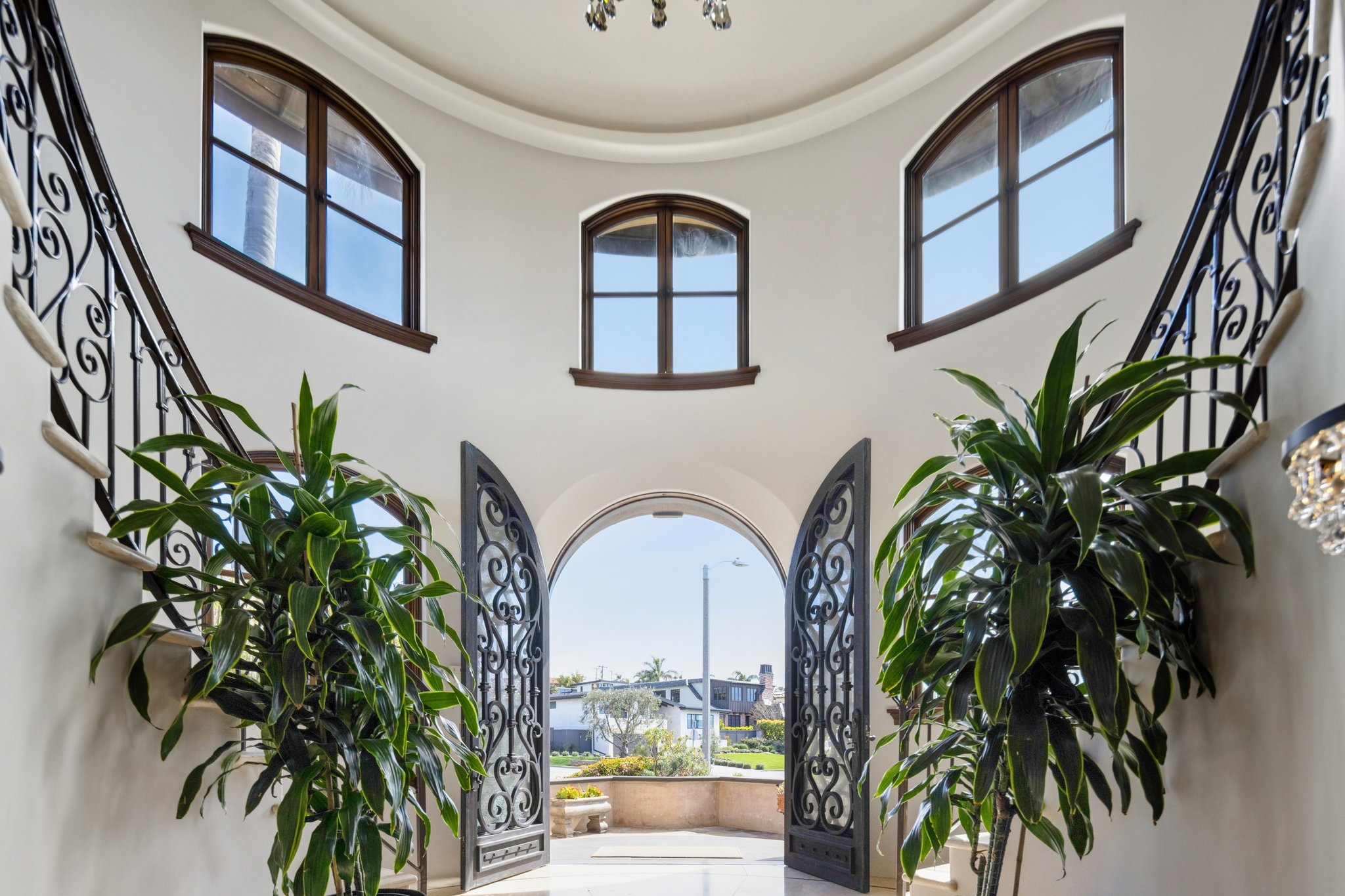 S Poinsettia Ave-S2402-004 (2).jpg