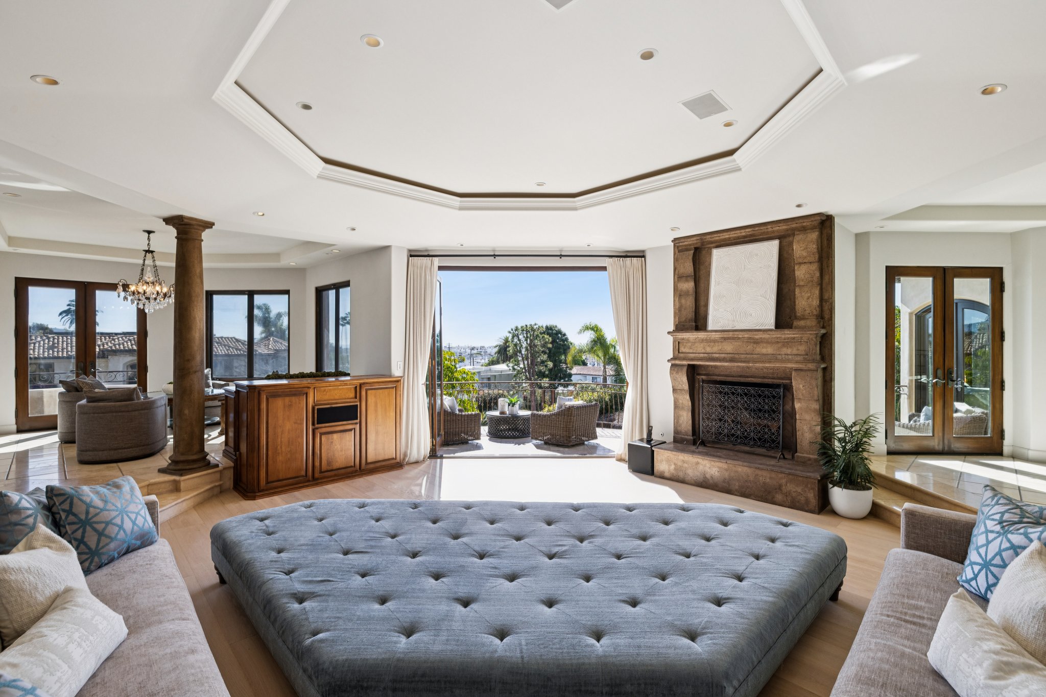 S Poinsettia Ave-S2402-013 (2).jpg