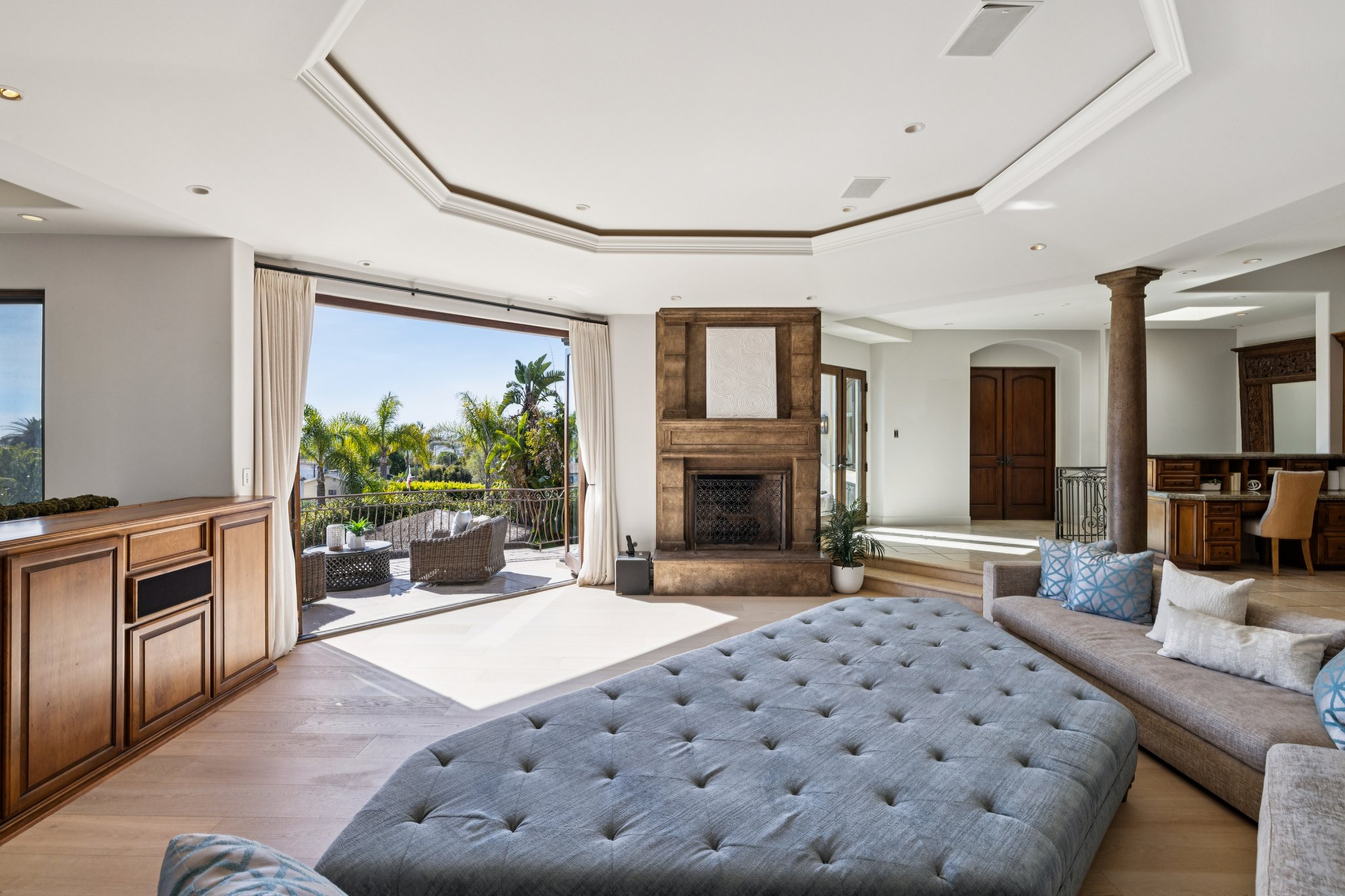 S Poinsettia Ave-S2402-016 (2).jpg