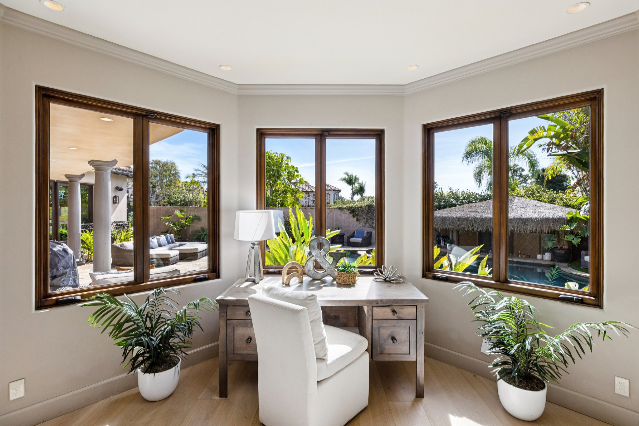 S Poinsettia Ave-S2402-047.jpg