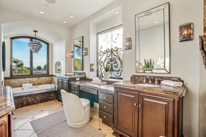 S Poinsettia Ave-S2402-007.jpg