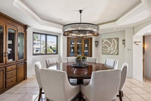 S Poinsettia Ave-S2402-026.jpg