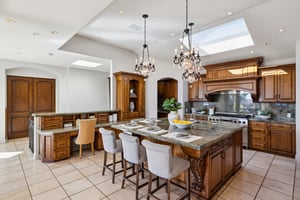 S Poinsettia Ave-S2402-036.jpg