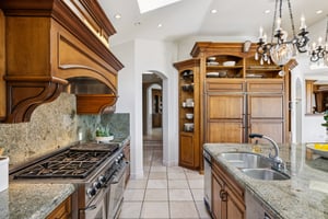 S Poinsettia Ave-S2402-039.jpg