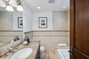 S Poinsettia Ave-S2402-054.jpg