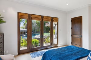 S Poinsettia Ave-S2402-075.jpg