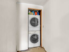  Photo 34
