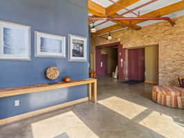 Building - Lobby