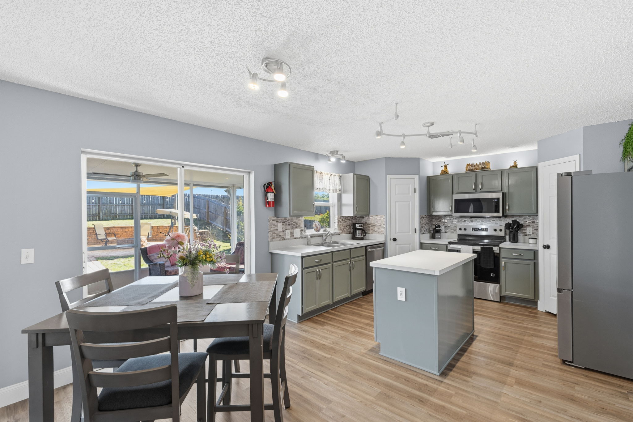 Kitchen/Kitchen Nook