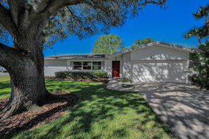 Front Exterior6