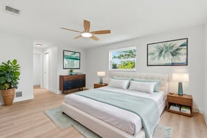 DSC06306 virtually staged.jpeg