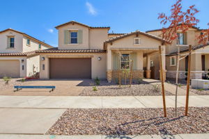 21505 E Sparrow Dr-S2507-001
