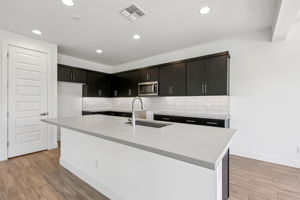 21505 E Sparrow Dr-S2507-010