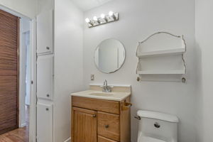 028_2151 Oakland Rd 269