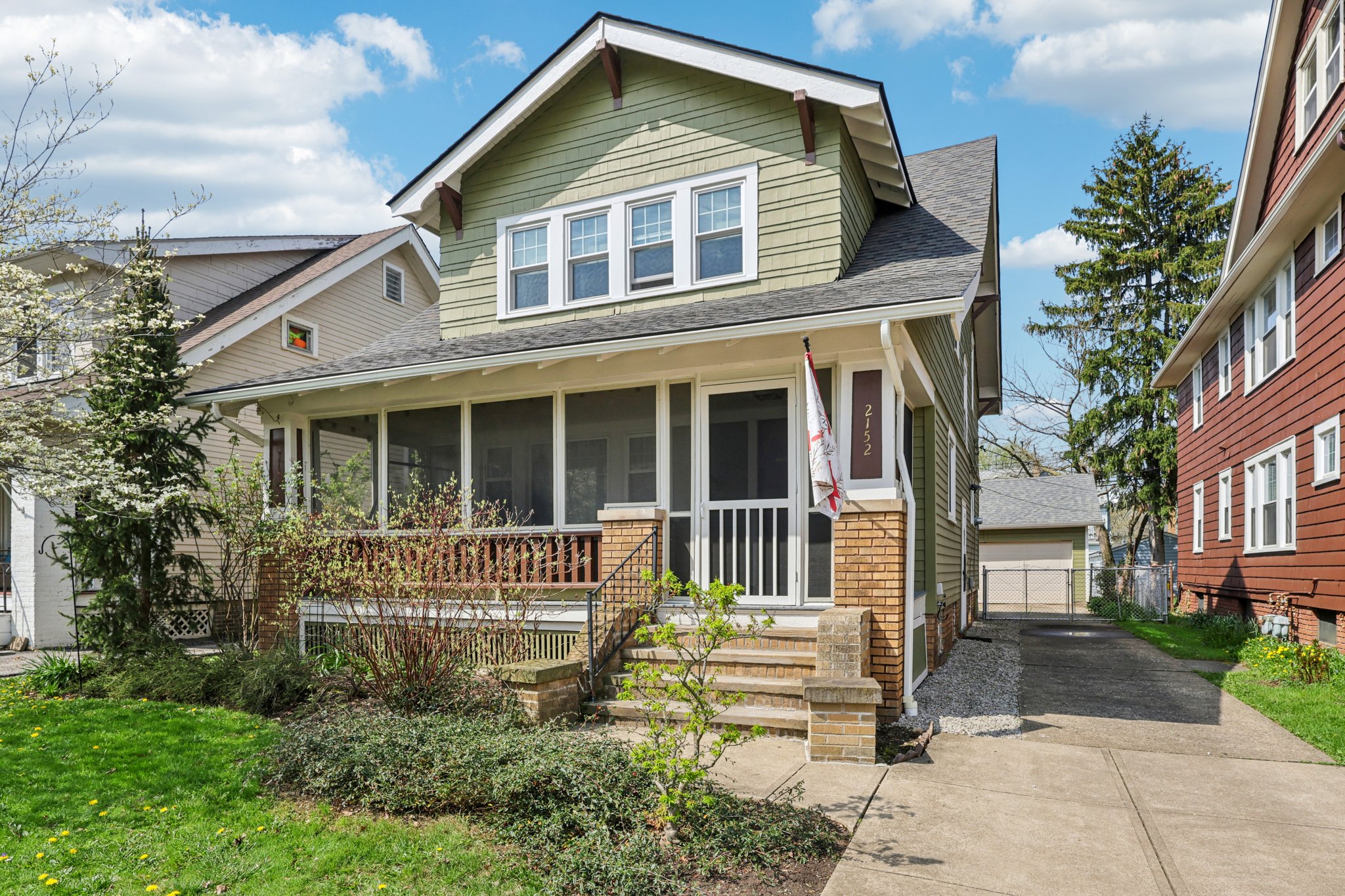 Glenbury Ave-S1604-002.jpg