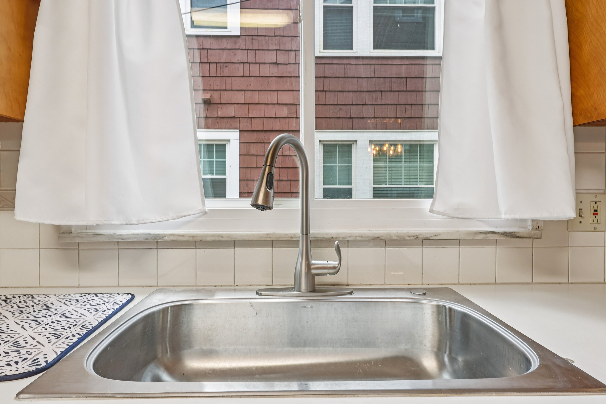 Glenbury Ave-S1604-011.jpg