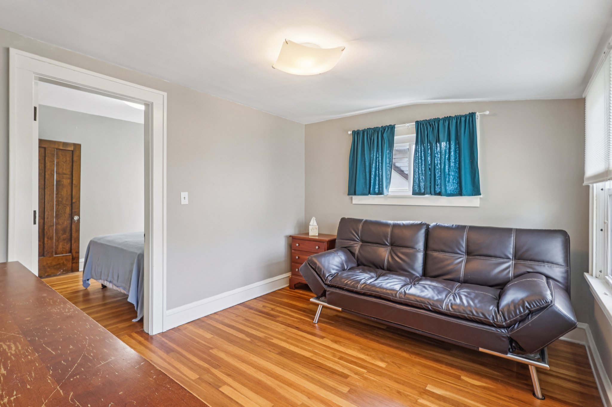 Glenbury Ave-S1604-017.jpg