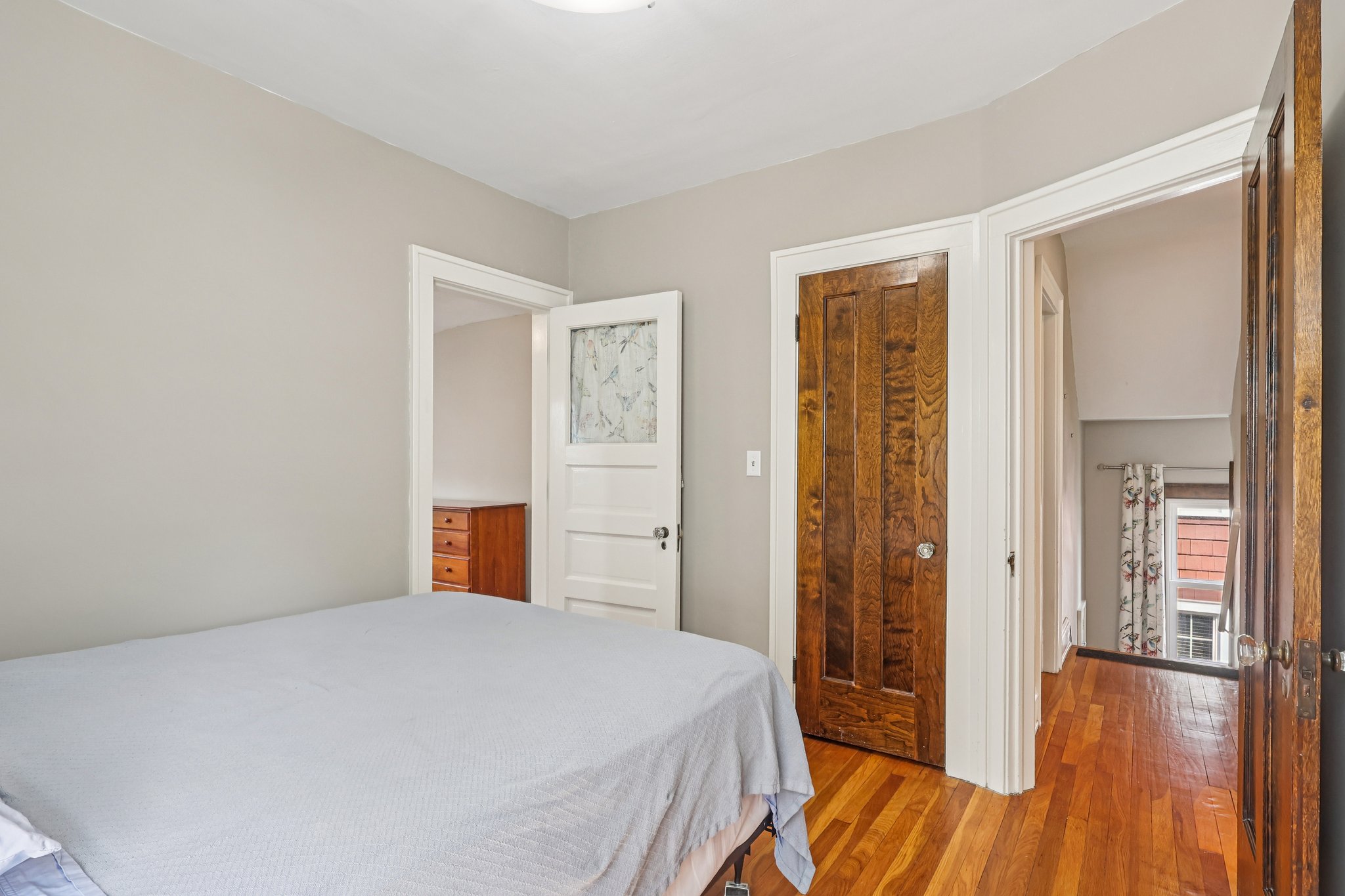 Glenbury Ave-S1604-023.jpg