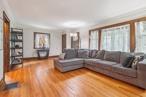 Glenbury Ave-S1604-004.jpg