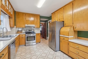 Glenbury Ave-S1604-012.jpg