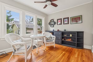 Glenbury Ave-S1604-016.jpg