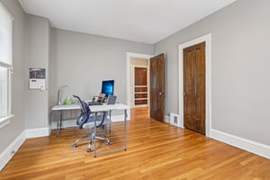 Glenbury Ave-S1604-019.jpg