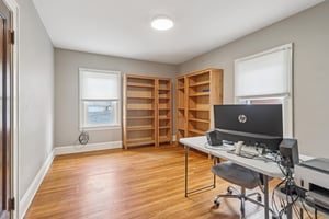 Glenbury Ave-S1604-020.jpg