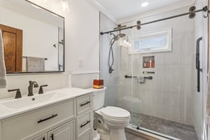 Glenbury Ave-S1604-029.jpg