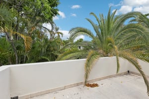 N Bay Rd-0105-056.jpg