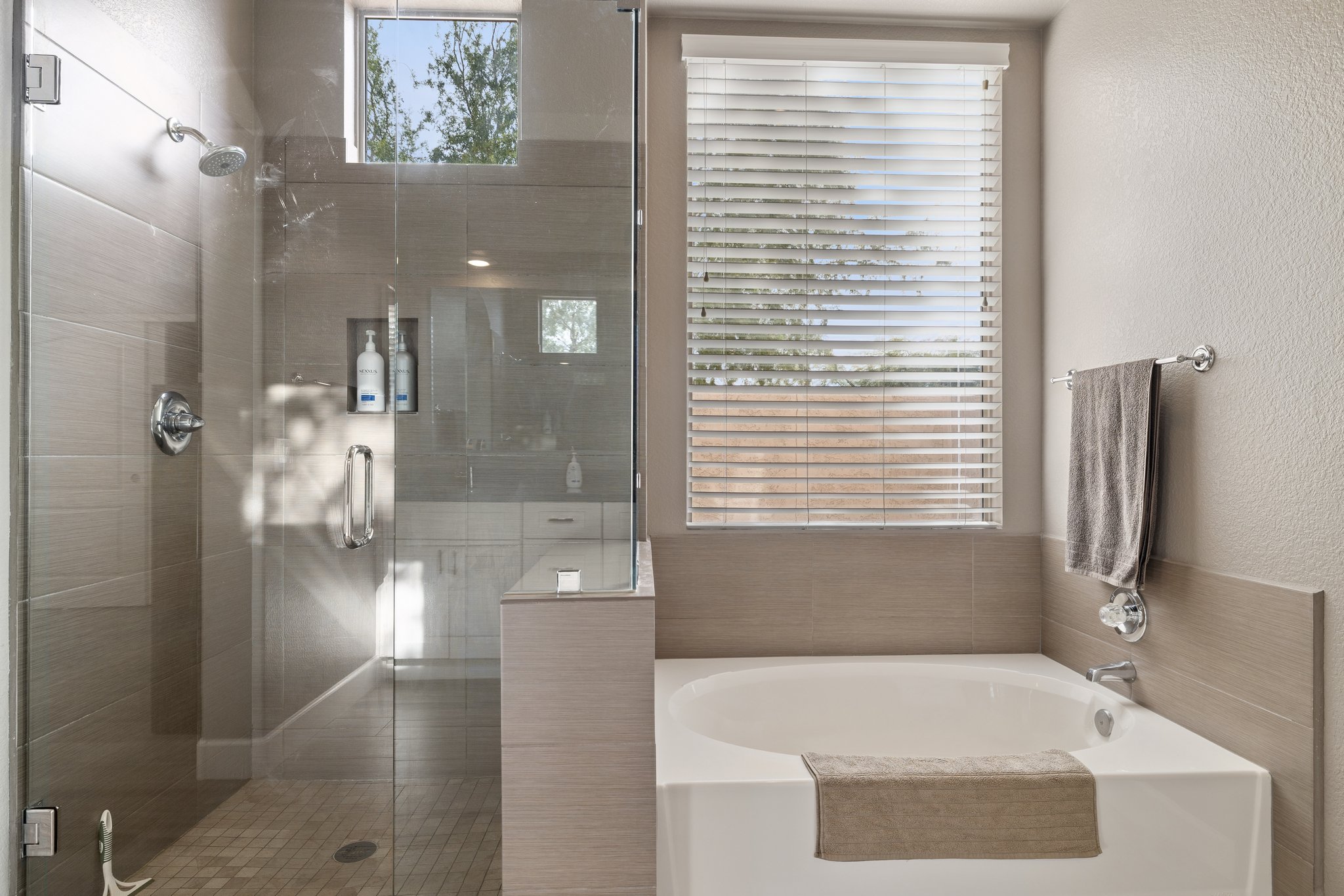 21531 N 72nd Pl - 025.jpg