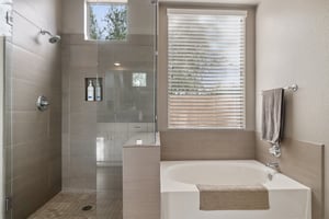 21531 N 72nd Pl - 026.jpg